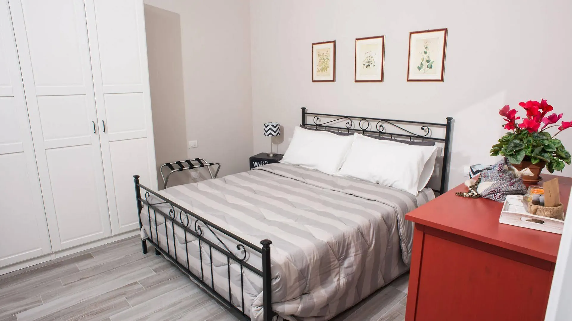 B&B Fifty Seven Florence Italy